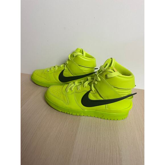 Nike x AMBUSH Dunk High Flash Lime Size 9W - LIKE NEW - Picture 2 of 11